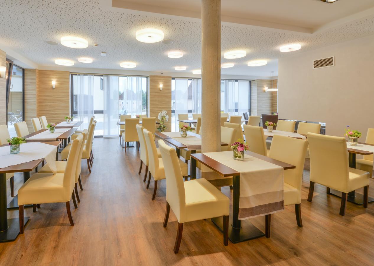 Hotel Witt Am See Weiherhammer Extérieur photo